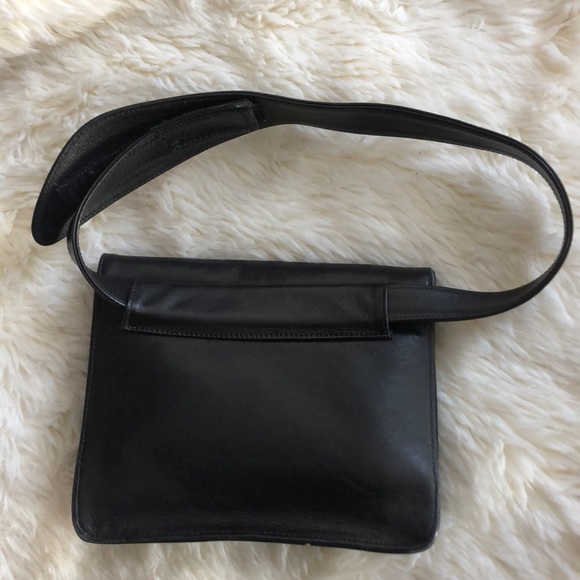 WAIST BAG Holt Renfrew Vintage Black Leather - Picture 2 of 3